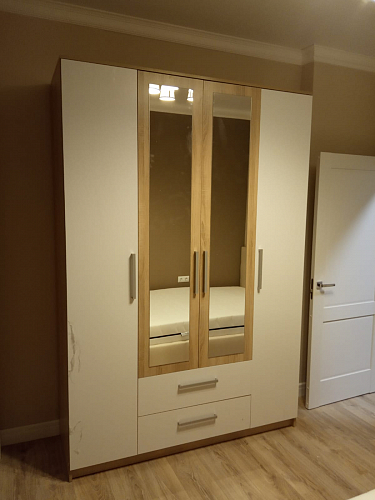 Шкаф четырехдверный Амальтея дуб сонома / белый глянец фото покупателя 5